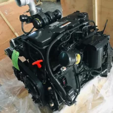 MOTOR CUMMINS QSB4.5 COMPLET NOU